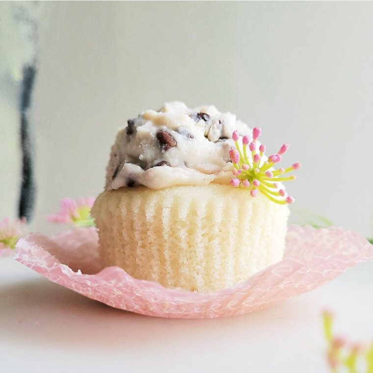 Cannoli Cupcakes