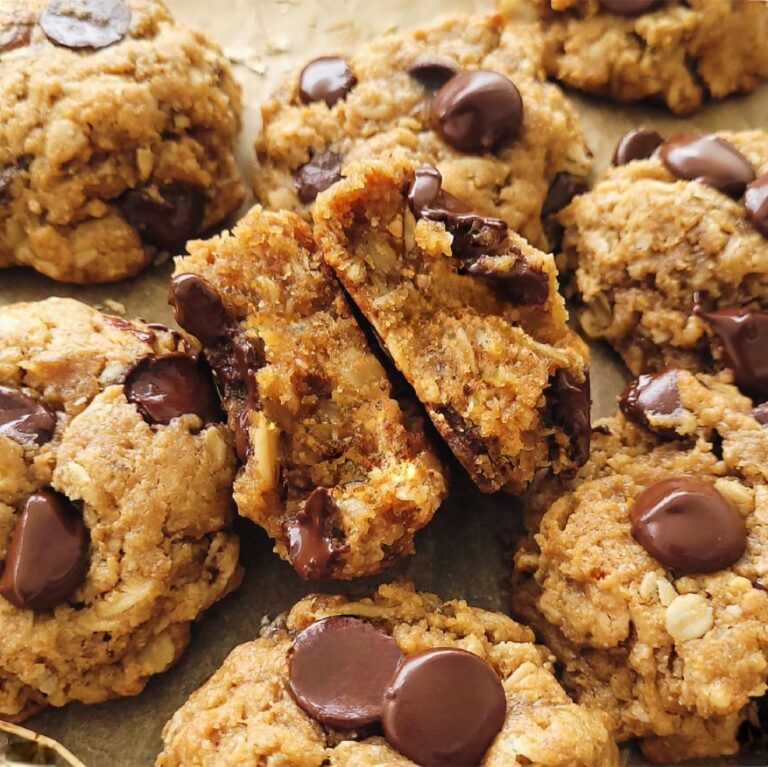 peanut butter banana oatmeal cookies with dark chocolate chips.